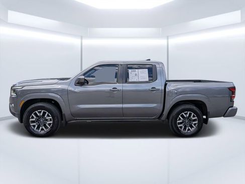 Used 2024 Nissan Frontier SL RWD image 6