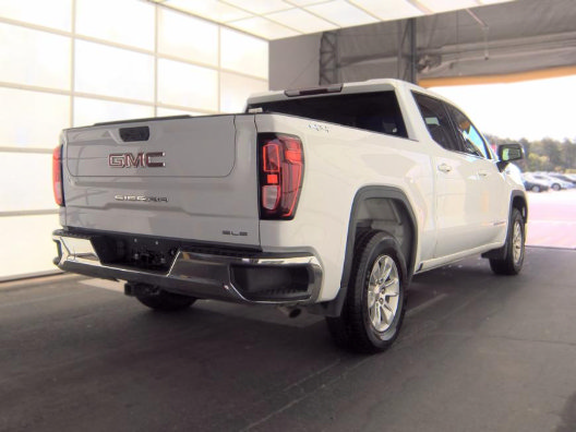 Used 2023 GMC Sierra 1500 SLE AWD/4WD image 3