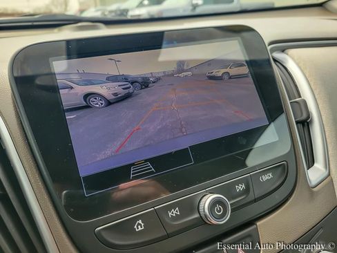 Used 2025 Chevrolet Malibu LT image 15