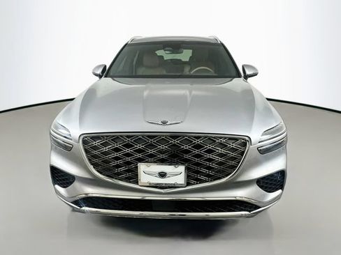 Used 2026 Genesis GV70 2.5T Advanced AWD/4WD image 2