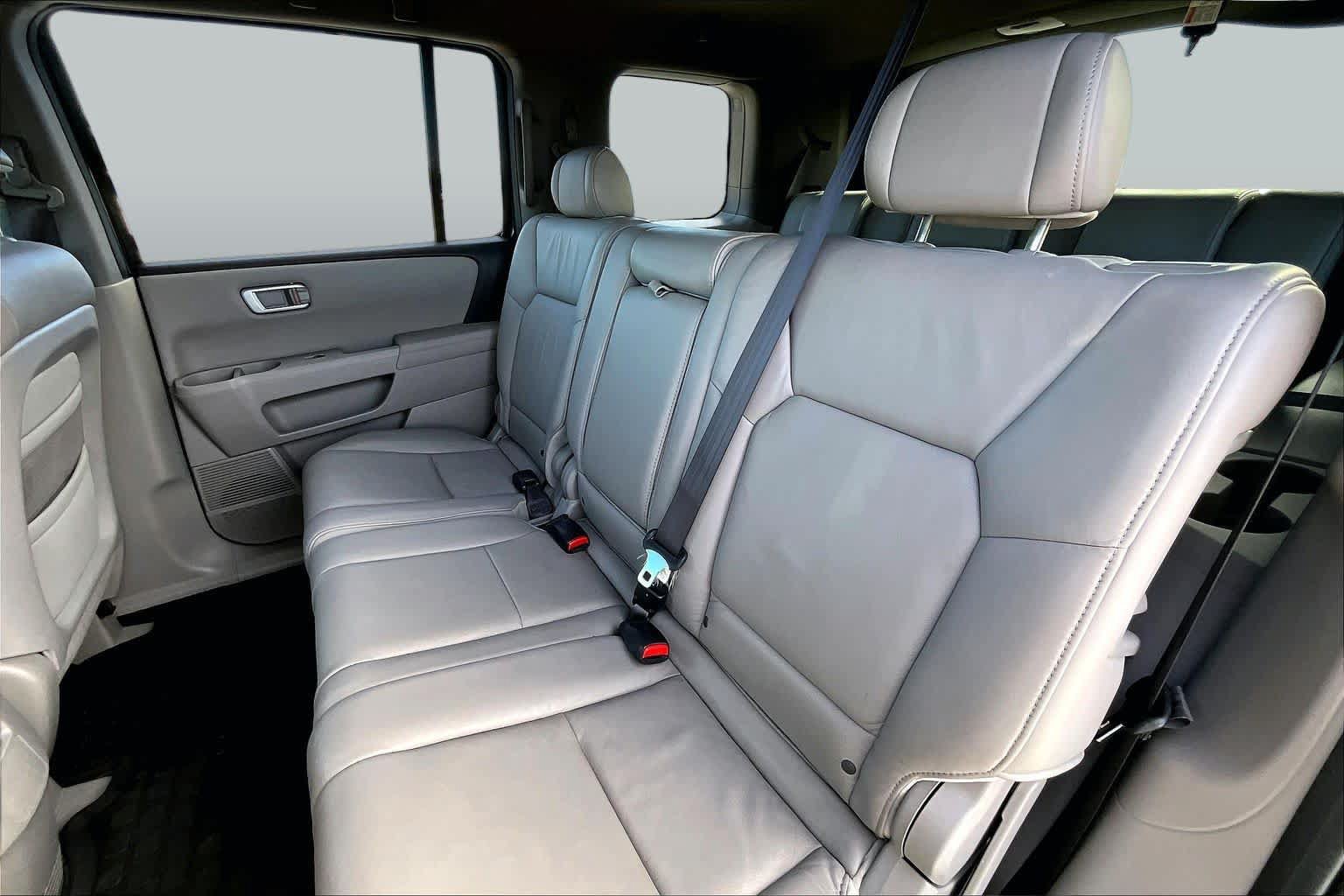 Used 2011 Honda Pilot EX-L image 19