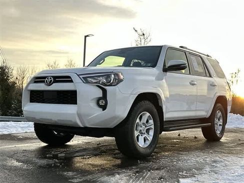 Used 2021 Toyota 4Runner SR5 Premium image 30