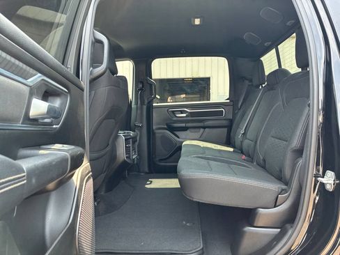 Used 2025 RAM 1500 Big Horn AWD/4WD image 10