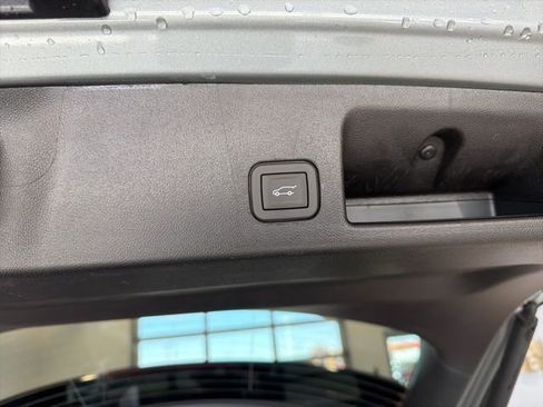 New 2026 Chevrolet Equinox EV RS image 23