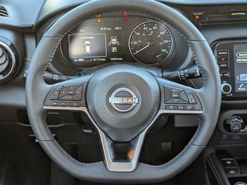 Certified 2024 Nissan Kicks SR image 11