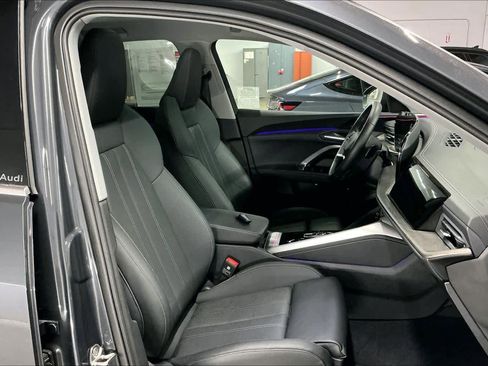 Used 2025 Audi Q5 Premium Plus w/ Premium Plus image 10