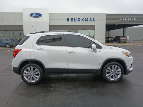 Used 2020 Chevrolet Trax Premier image 9