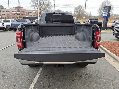 Used 2022 RAM 2500 Limited image 21