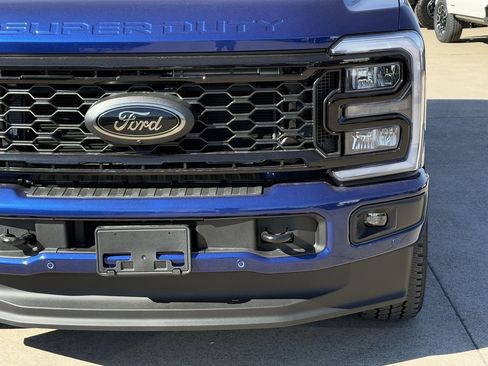 New 2026 Ford F250 Lariat w/ Black Appearance Package image 48