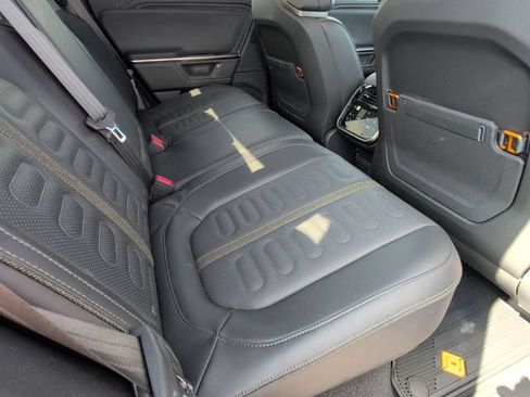 Used 2025 Rivian R1T Adventure Dual AWD/4WD image 21