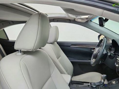 Used 2018 Lexus ES 350 w/ Premier Package FWD image 21