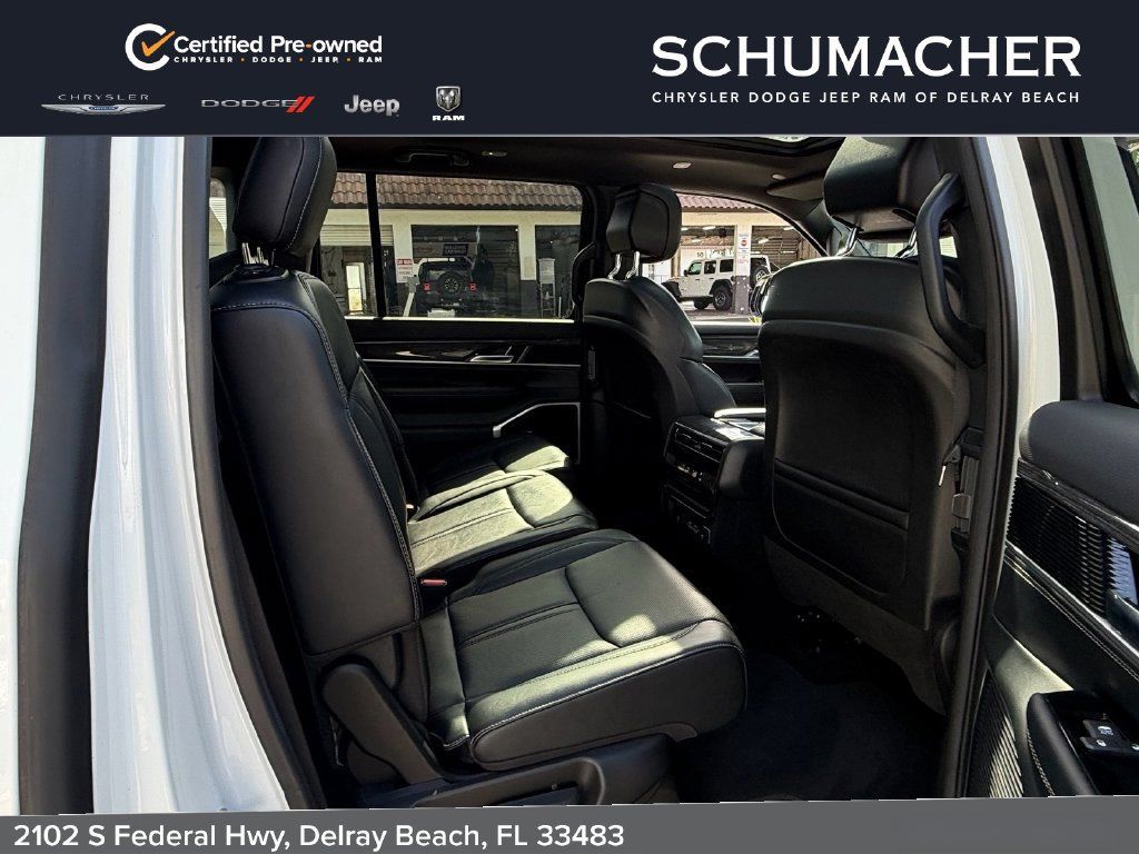 Used 2022 Jeep Wagoneer Series II w/ Premium Group I RWD image 17