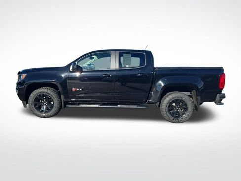 Used 2022 Chevrolet Colorado Z71 w/ Z71 Midnight Edition AWD/4WD image 7