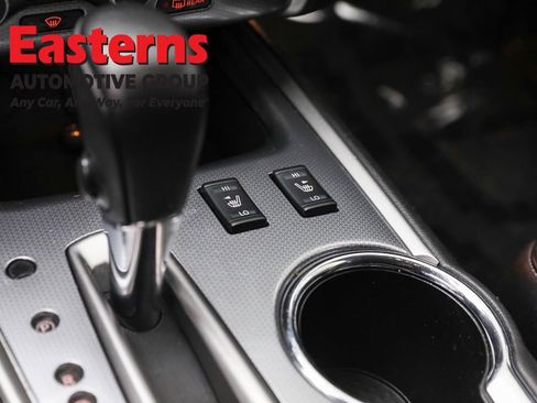 Used 2020 Nissan Pathfinder SL AWD/4WD image 22