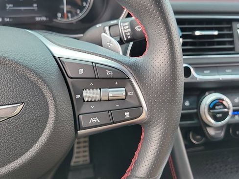 Used 2022 Genesis G70 3.3T RWD image 29