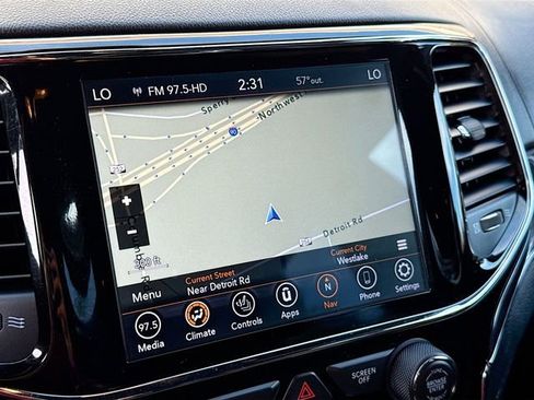 Used 2020 Jeep Grand Cherokee Overland image 14