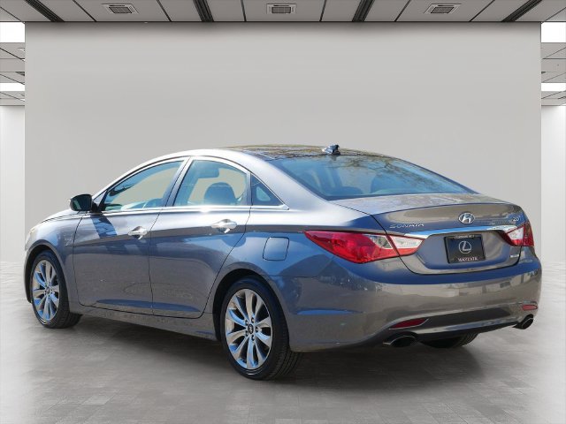 Used 2012 Hyundai Sonata Limited FWD image 4