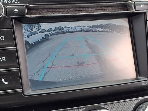 Used 2014 Toyota RAV4 LE AWD/4WD image 11