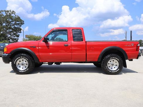 Used 2005 Ford Ranger FX4 AWD/4WD image 3