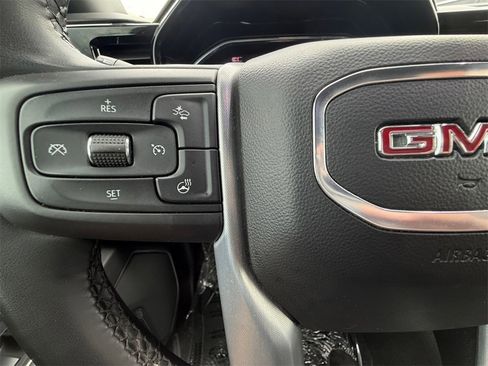Used 2025 GMC Sierra 1500 SLT image 24
