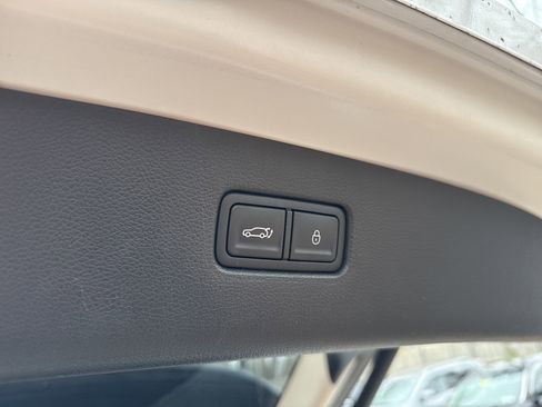 Used 2024 Genesis GV80 3.5T w/ Prestige Package image 12