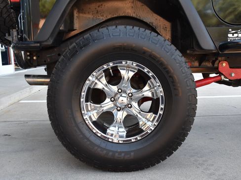Used 2006 Jeep Wrangler X AWD/4WD image 41