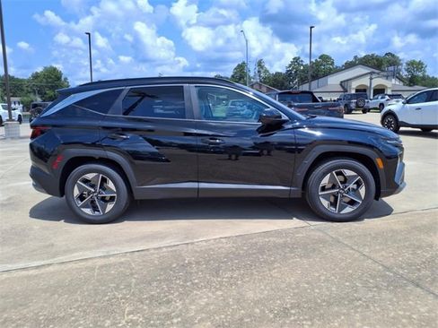 New 2025 Hyundai Tucson SEL image 2