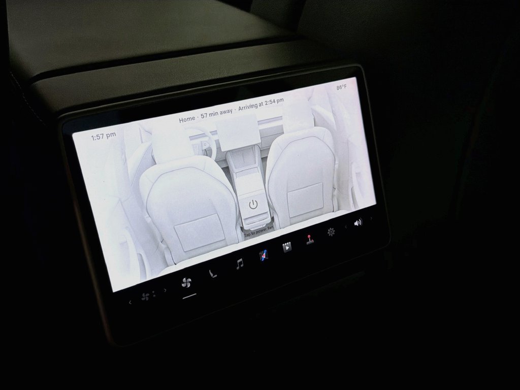 Used 2024 Tesla Model 3 Standard Range RWD image 27