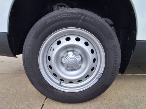 Used 2025 Ford Maverick XL w/ Equipment Group 101A image 20