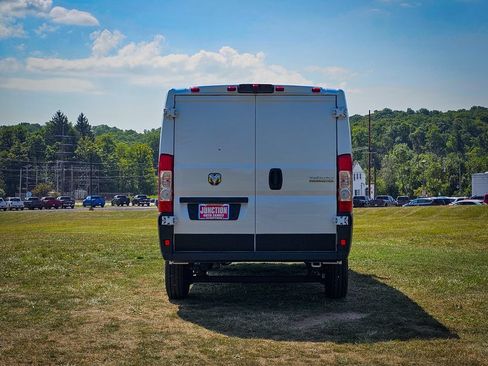 New 2026 RAM ProMaster 1500 w/ Convenience Group FWD image 4