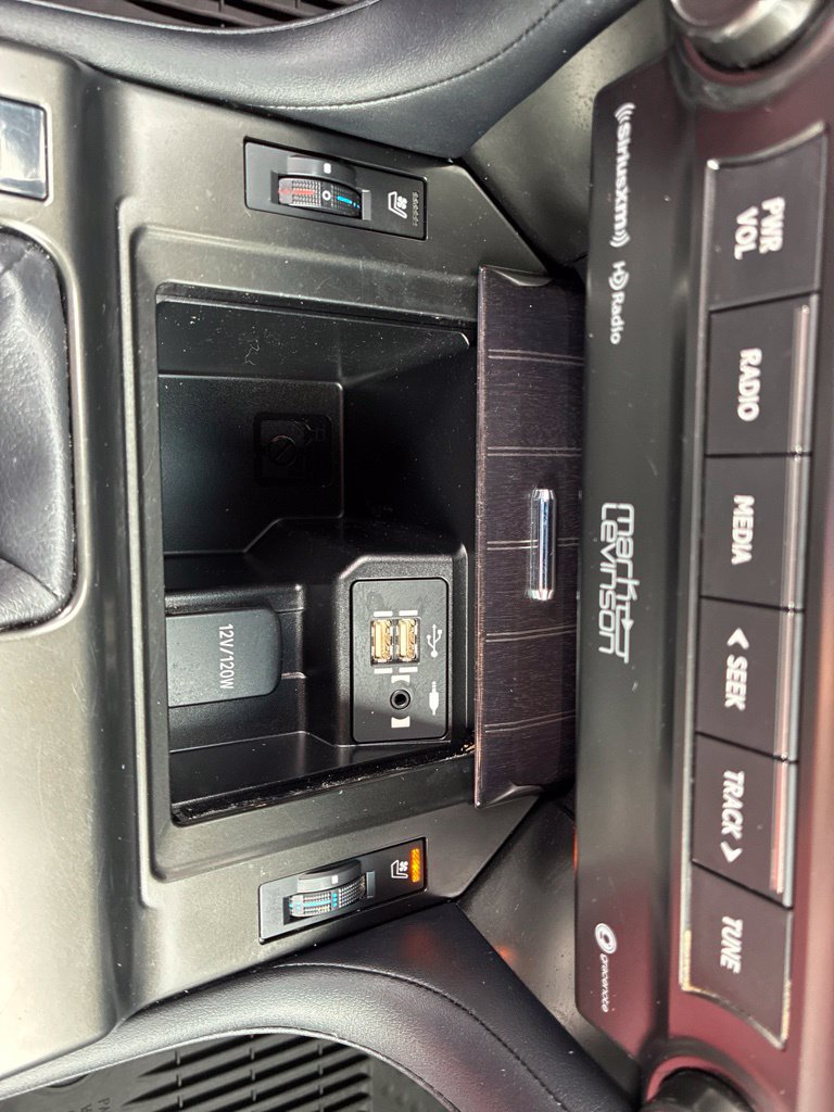 Certified 2022 Lexus GX 460 Luxury w/ Sport Design Package AWD/4WD image 26
