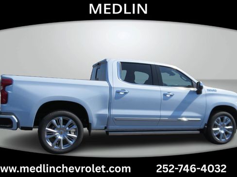 New 2026 Chevrolet Silverado 1500 High Country AWD/4WD image 8