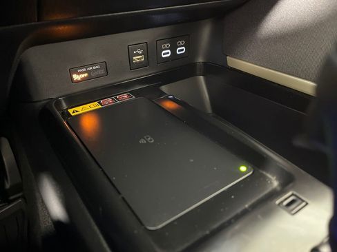 Certified 2025 Toyota Camry LE image 30