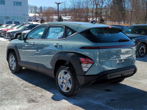 New 2026 Hyundai Kona SE image 5