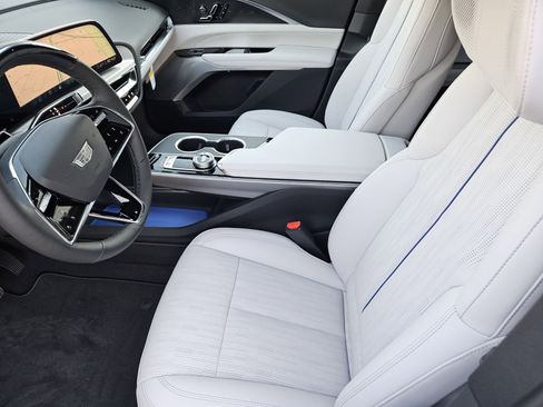 New 2025 Cadillac Lyriq Sport image 14