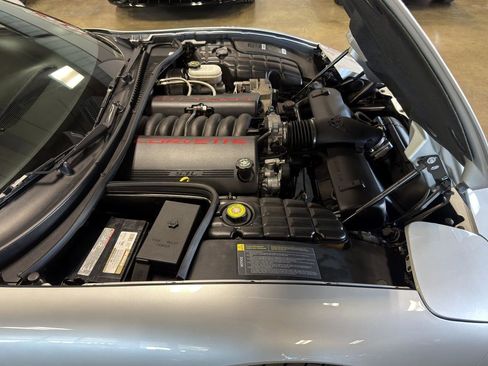 Used 1997 Chevrolet Corvette Coupe w/ Memory Pkg image 49