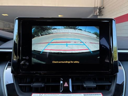 Used 2026 Toyota Corolla LE FWD image 32