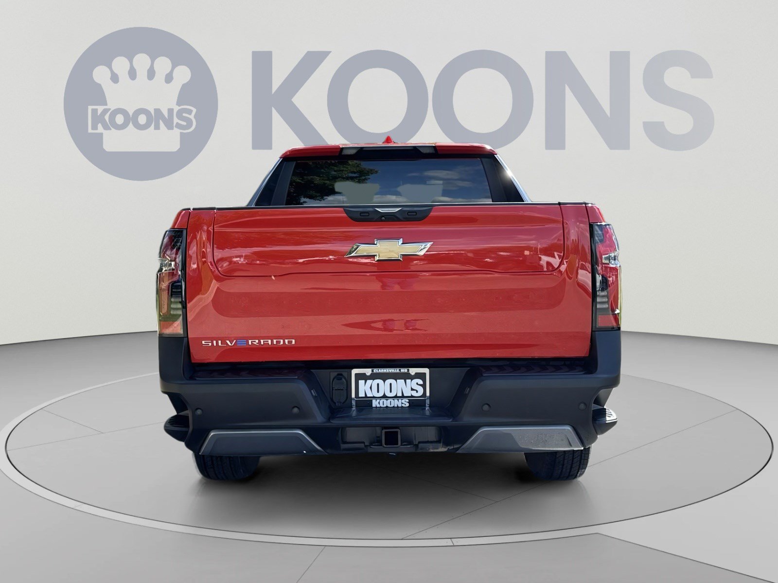 Used 2025 Chevrolet Silverado EV LT AWD/4WD image 5