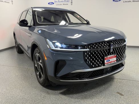 New 2026 Lincoln Nautilus Premier w/ Equipment Group 102A image 34