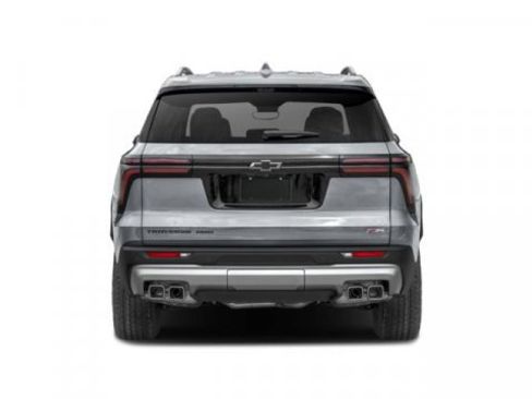 Used 2025 Chevrolet Traverse Z71 w/ LPO, Floor Liner Package AWD/4WD image 8