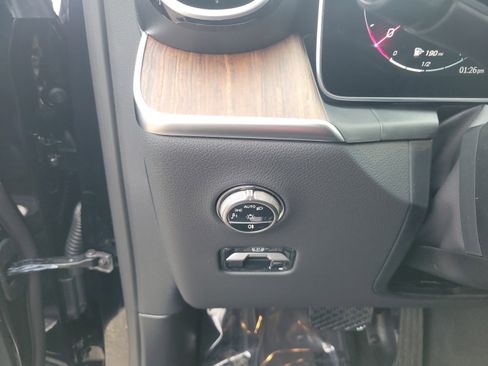 Certified 2026 Mercedes-Benz GLC 300 image 26
