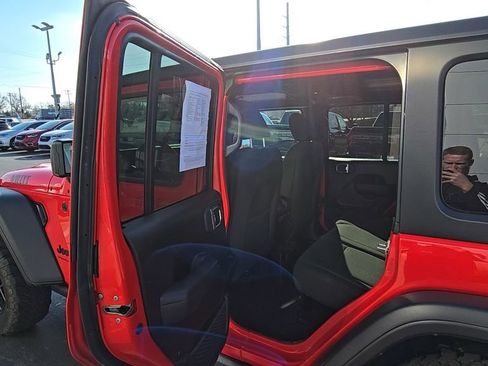 Certified 2025 Jeep Wrangler Willys image 16