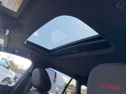 New 2026 Chevrolet Trax RS w/ Sunroof Package image 16