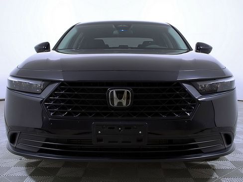 Used 2023 Honda Accord LX image 5