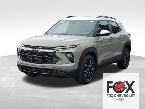 Certified 2025 Chevrolet TrailBlazer ACTIV w/ Convenience Package AWD/4WD image 1