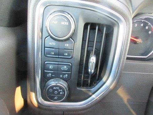 Used 2022 Chevrolet Silverado 1500 LTZ image 24