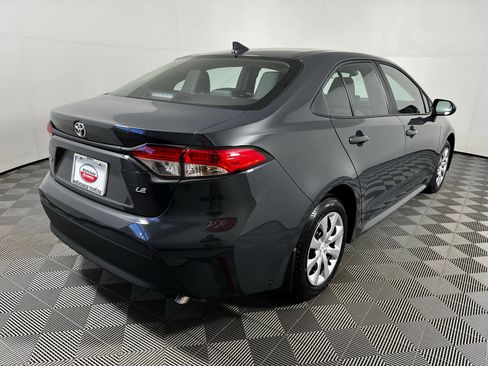 Used 2026 Toyota Corolla LE FWD image 5