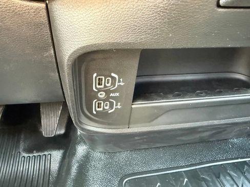 New 2026 RAM 3500 Tradesman AWD/4WD image 27