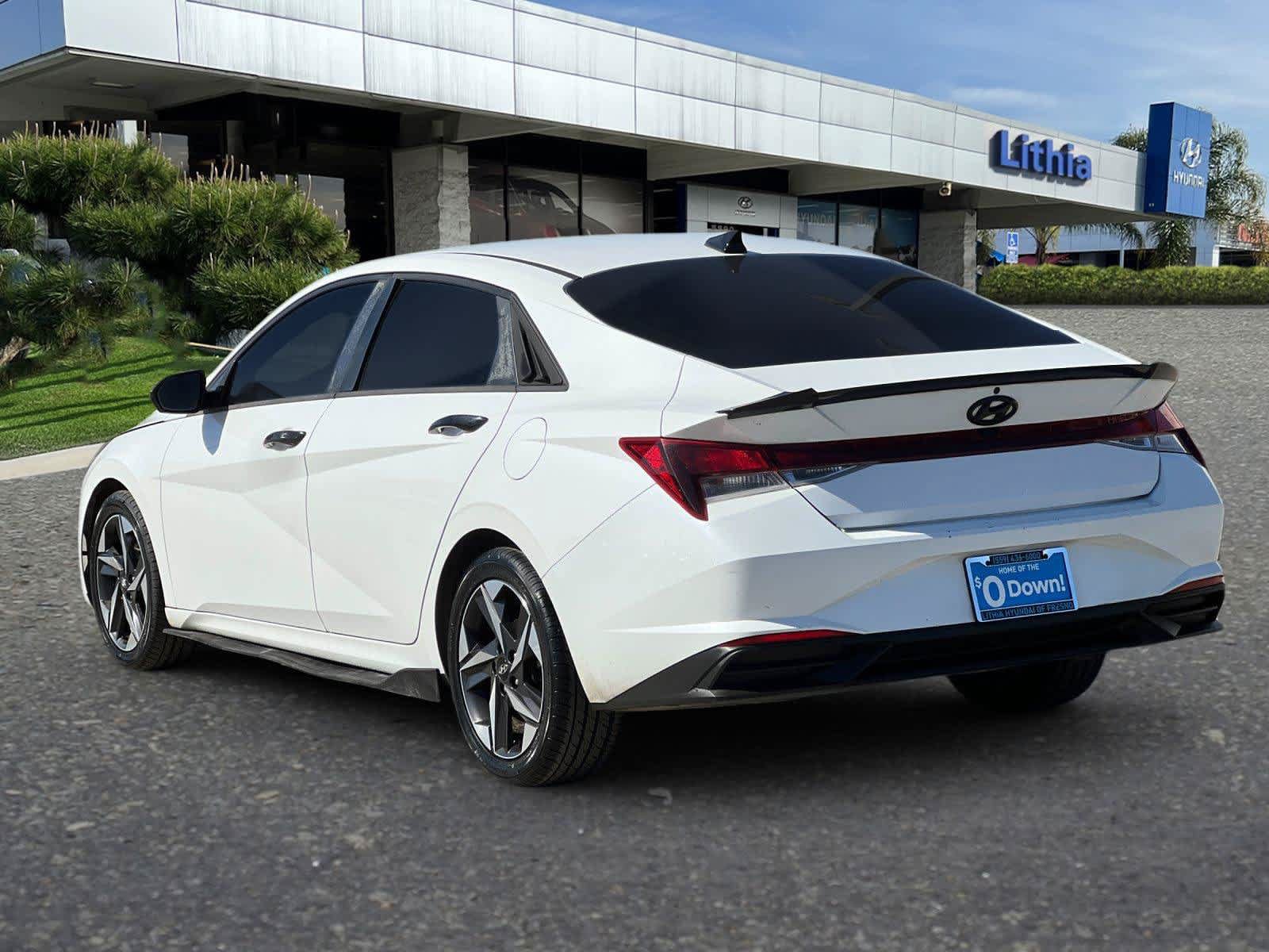 Used 2023 Hyundai Elantra SEL w/ Convenience Package FWD image 7