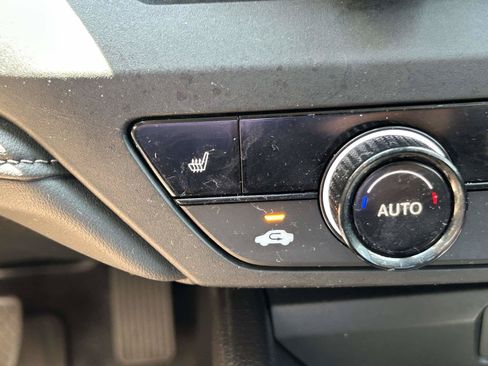 Certified 2023 Honda Accord EX image 16